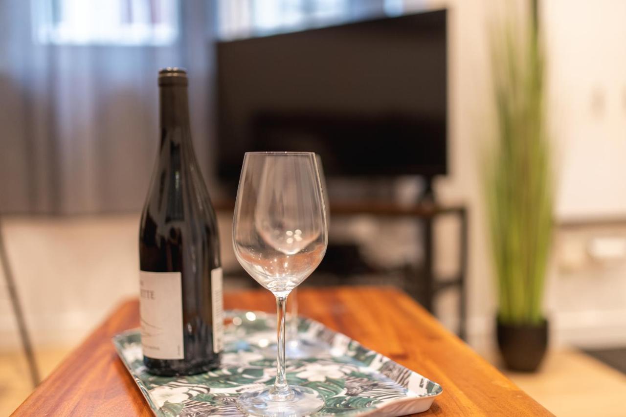 Kasa Loft Centre 2 - Wifi Et Tv - Confortable Et Stationnement Gratuit A Proximite Сент Етиен Екстериор снимка